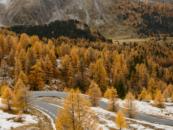 La route du Col d'Izoard à l'automne