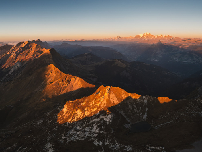 Mont Charvin (2409 m)