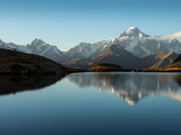 Laghi de tachuy et le reflet du Mont Blanc