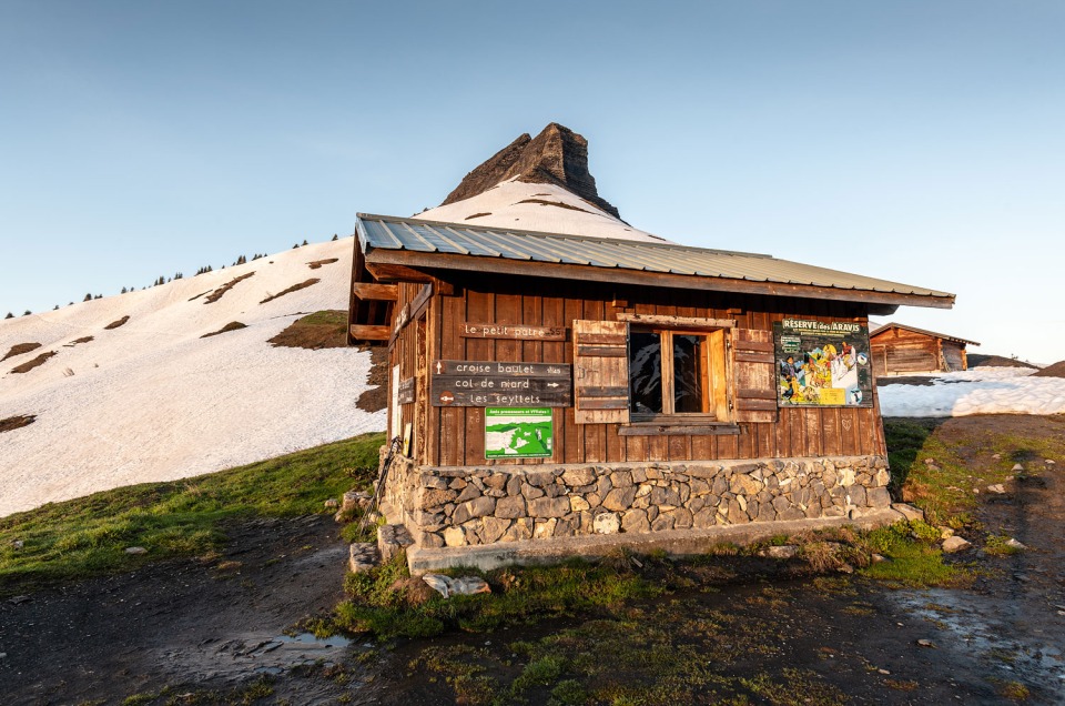 Cabane du Petit Pâtre (1919 m) – Aravis