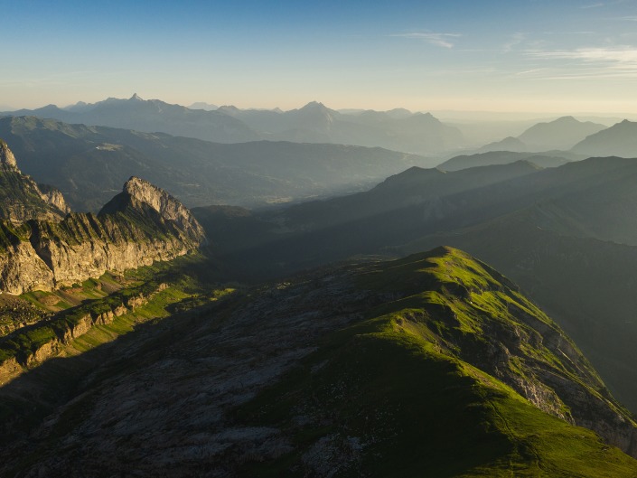 Vue depuis la Tête de Bostan dans le Chablais (Haute-Savoie)