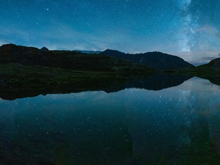 Voie lactée depuis le lac brulet en Haute-Tarentaise (Savoie)