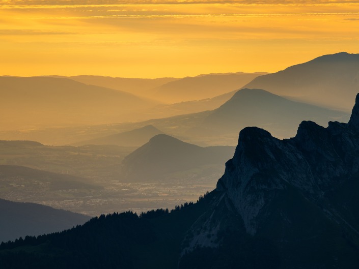 Jeu de lumière entre Faverges et Annecy depuis la Dent de Cons