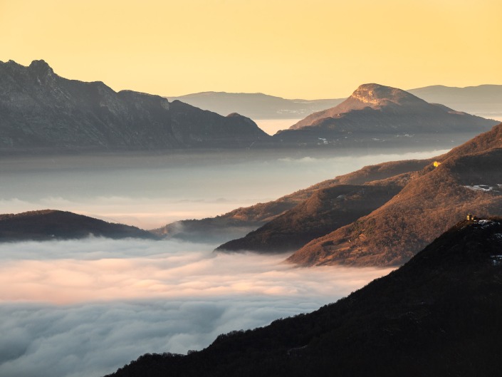 Mer de nuages sur Chambéry depuis le Roc de Tormery