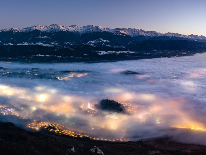 Mer de nuages dans la vallée de l'Isère depuis le Tapin
