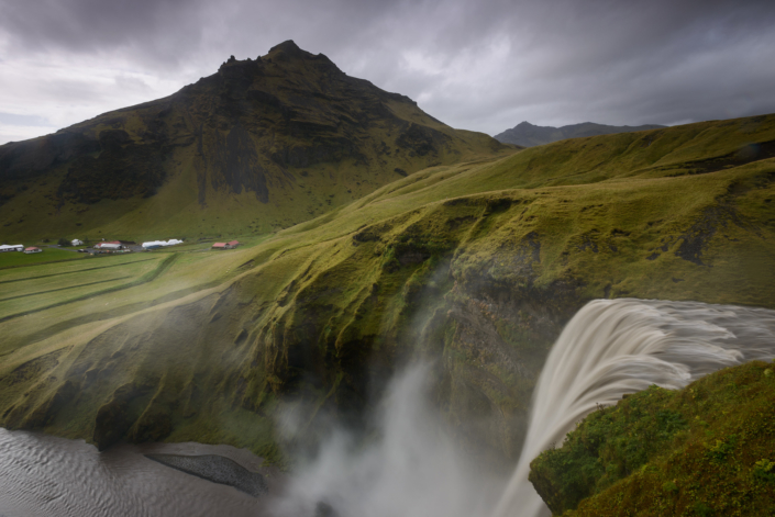 Cascade de Skogafoss en Islande