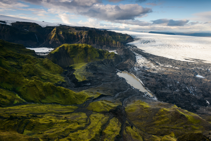 Sur le sentier près de Thakgil en Islande